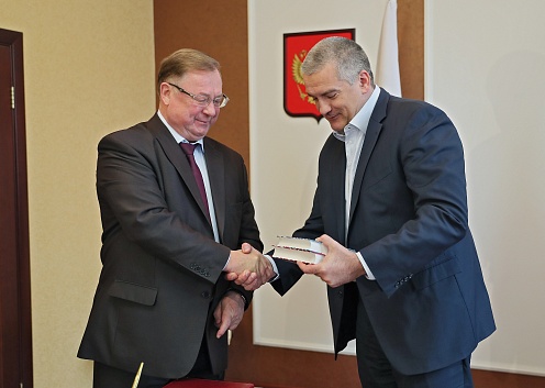 Совет Министров Крыма и Российский книжный союз подписали Соглашение о сотрудничестве