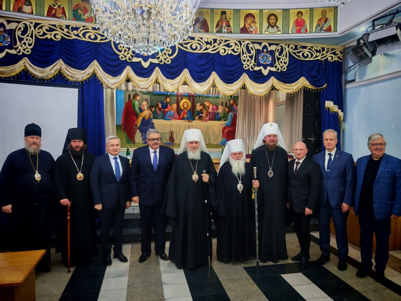 Главное изображение