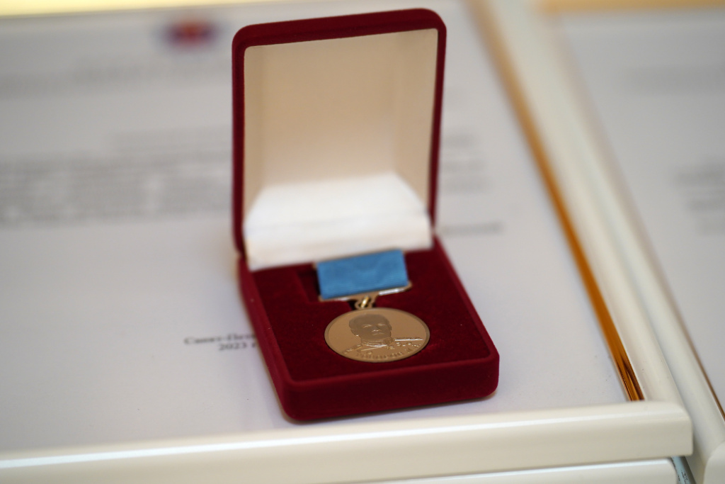 С 1 июля 2024 года начинается приём заявок на соискание литературной премии ЗС СПб имени Маршала Советского Союза Л.А. Говорова за 2024 год