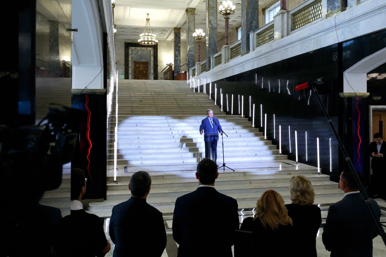 Более 3000 тысяч специалистов приняли участие в реставрации Первого подъезда Ленинки