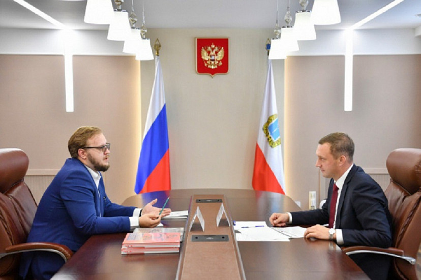 В Саратове книжные новинки представят 100 участников «Волжской волны»