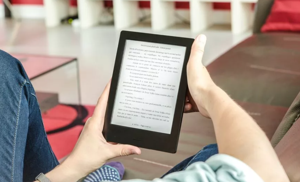 Литрес и Ozon первыми в России объединили сервисы продаж цифровых товаров