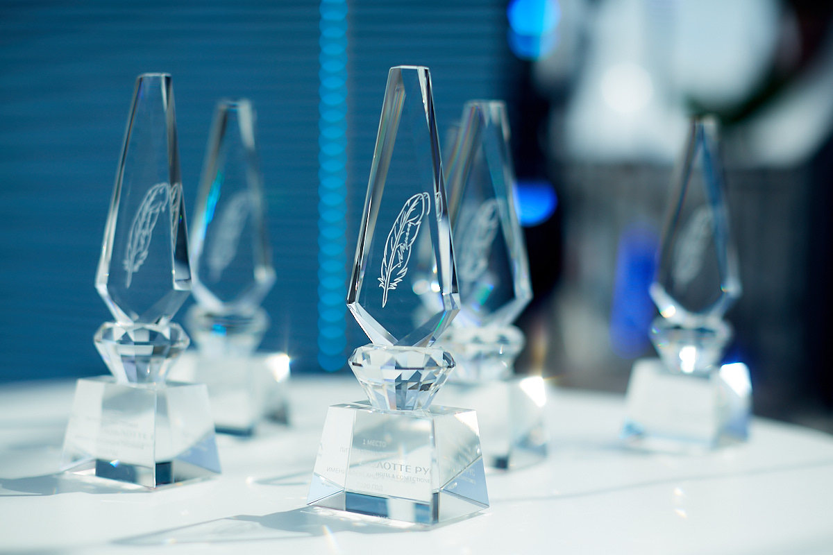 Zoomству храбрых поём мы песню: