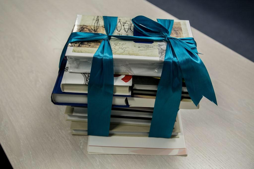 Книги в дар
