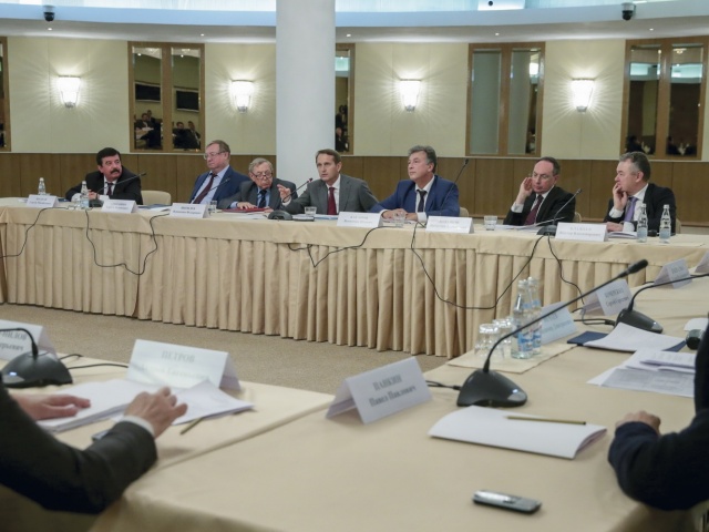 В Госдуме обсудили преподавание основ права в средней школе