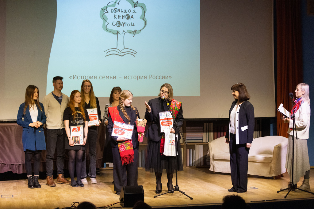 призы Ольги Коле-min.jpg