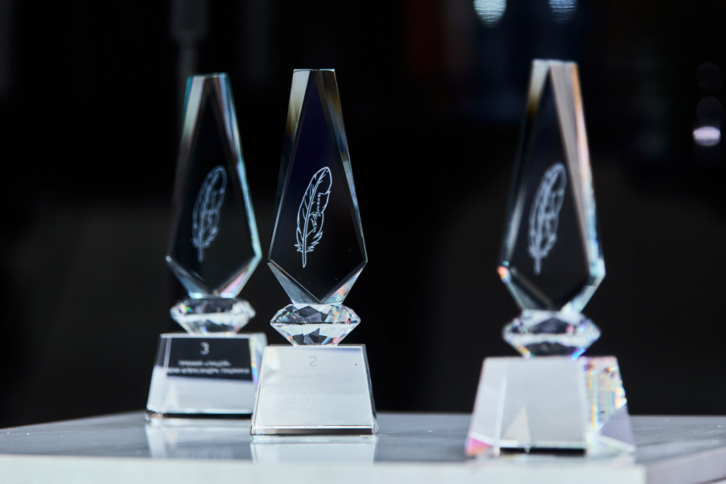 litcey3.jpg litcey3.jpg