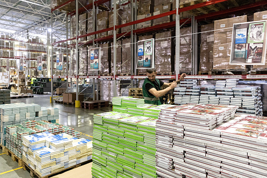2 800 000 новых красочных книг доставят в библиотеки новых регионов России