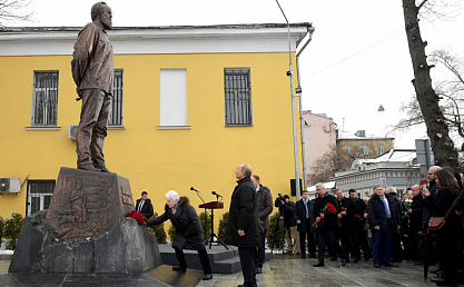Сергей Степашин принял участие в открытии памятника Александру Солженицыну